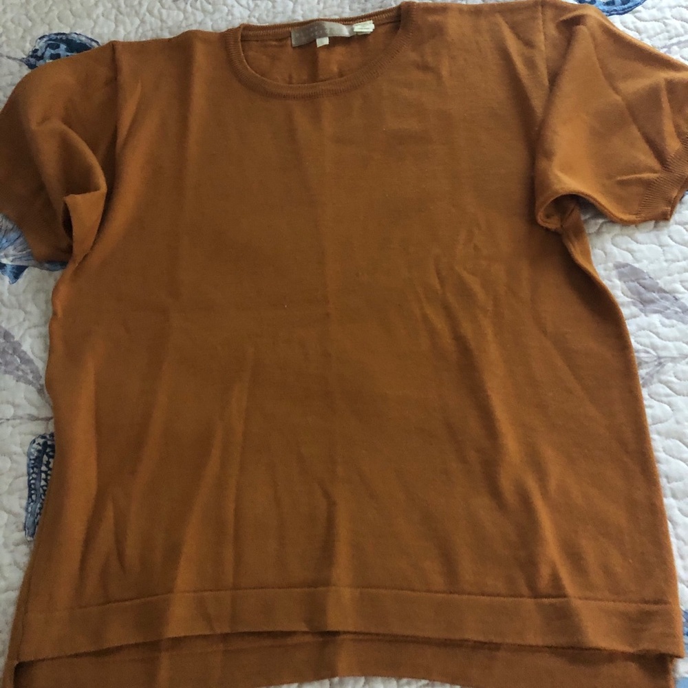Pullover sweater